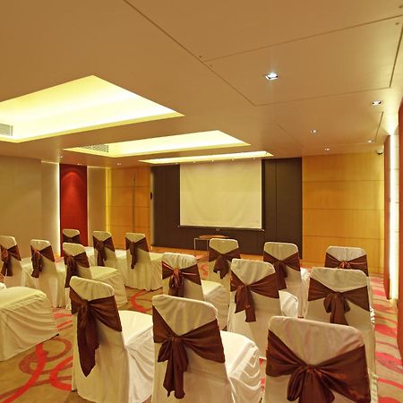ראג'קוט Comfort Inn Legacy עסק תמונה