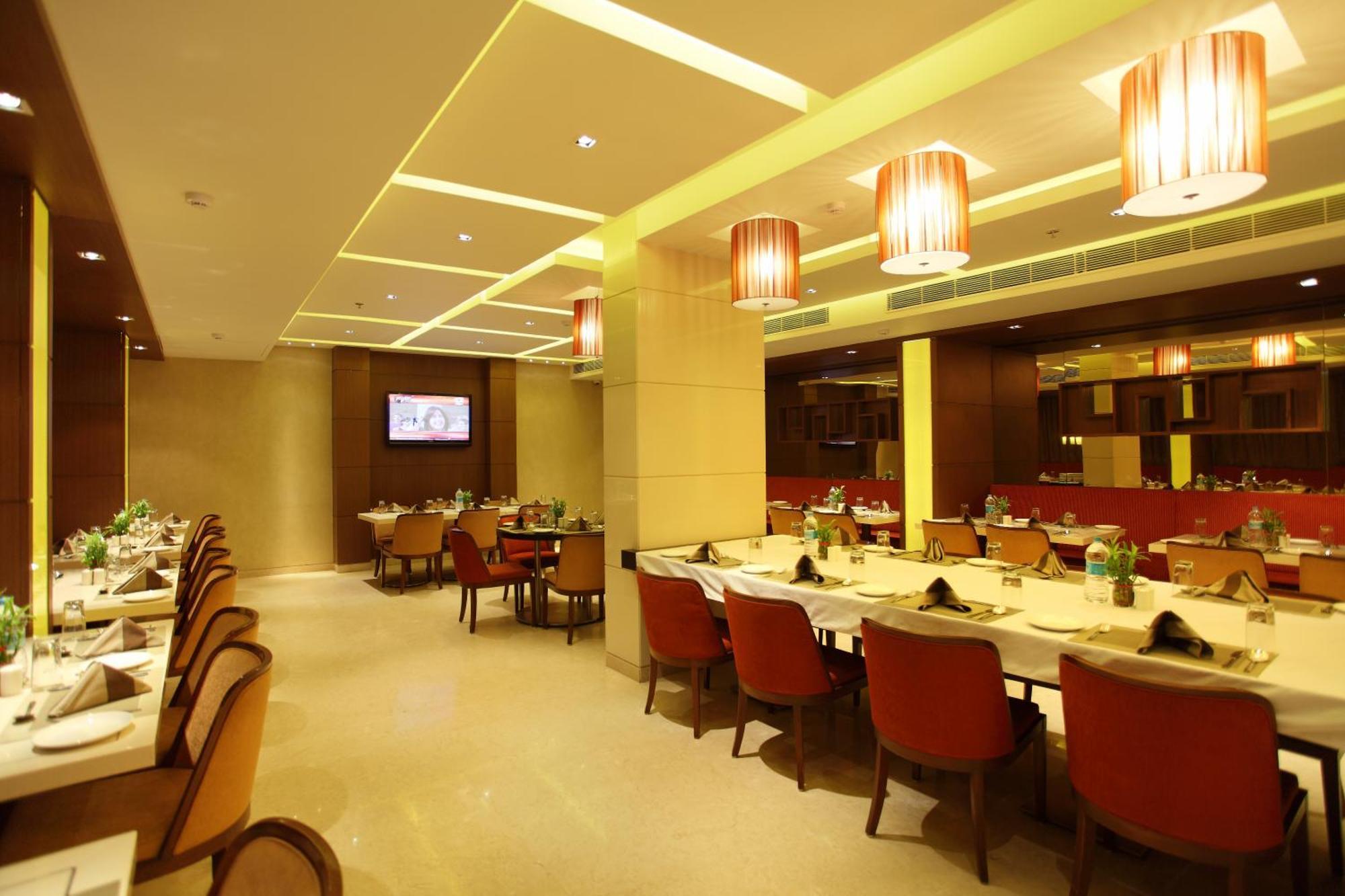 ראג'קוט Comfort Inn Legacy מראה חיצוני תמונה