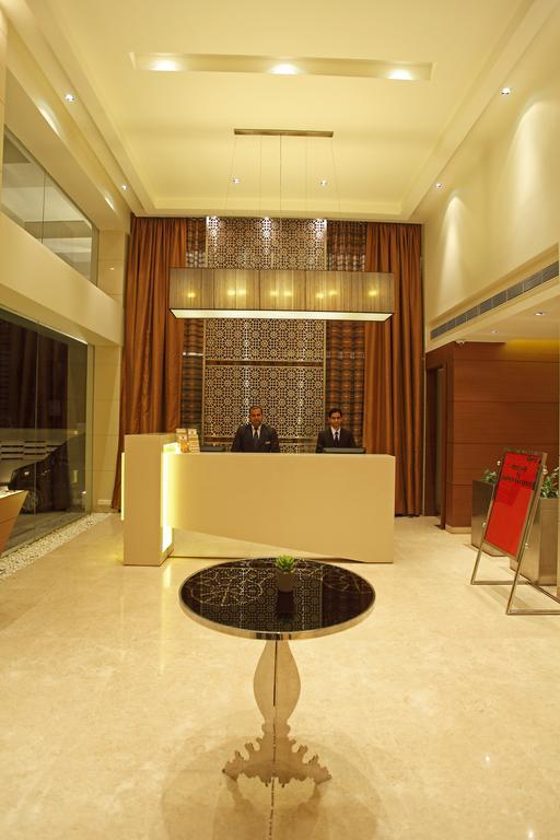 ראג'קוט Comfort Inn Legacy מראה חיצוני תמונה