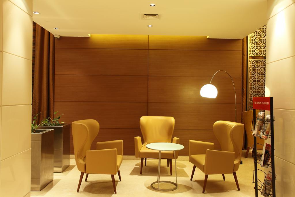 ראג'קוט Comfort Inn Legacy מראה חיצוני תמונה