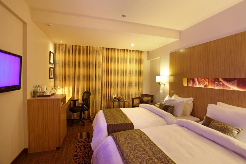 ראג'קוט Comfort Inn Legacy מראה חיצוני תמונה