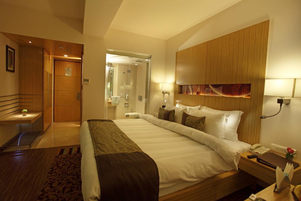 ראג'קוט Comfort Inn Legacy מראה חיצוני תמונה