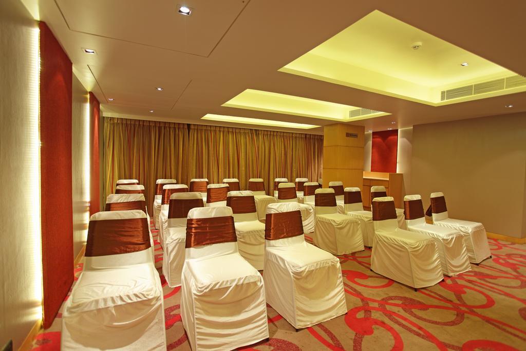 ראג'קוט Comfort Inn Legacy מראה חיצוני תמונה